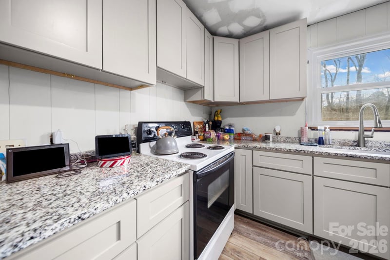 525 Stanley St, Troy, NC 27371