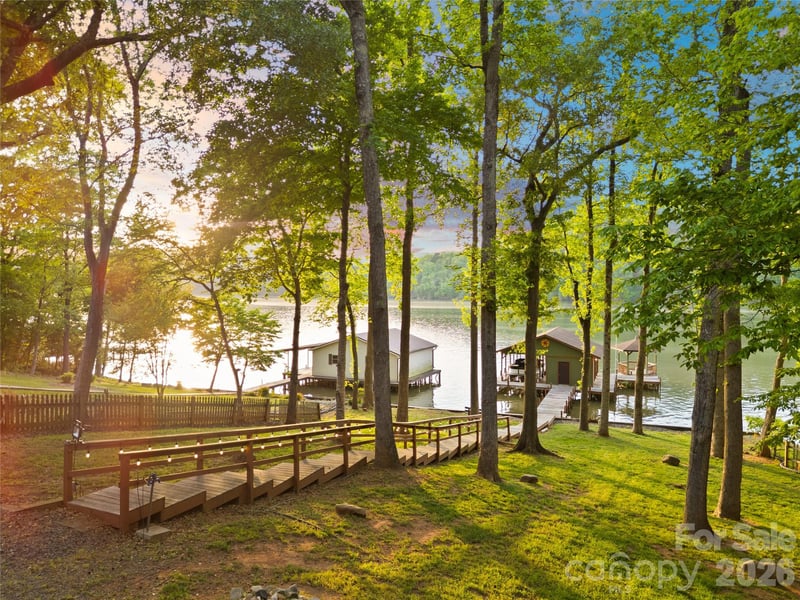 226 Balsam Cir, Troy, NC 27371