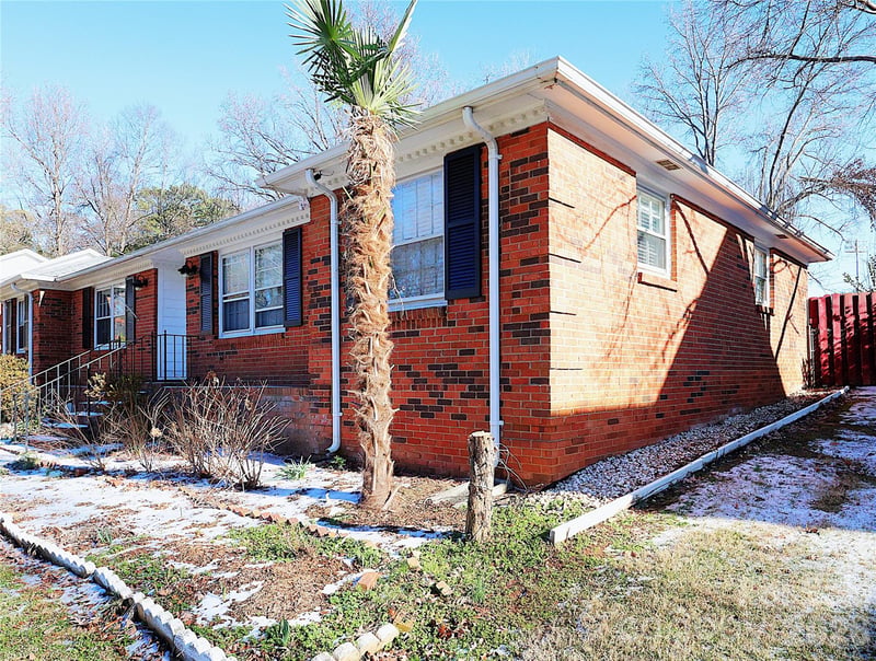 6625 Old Post Rd, Charlotte, NC 28212