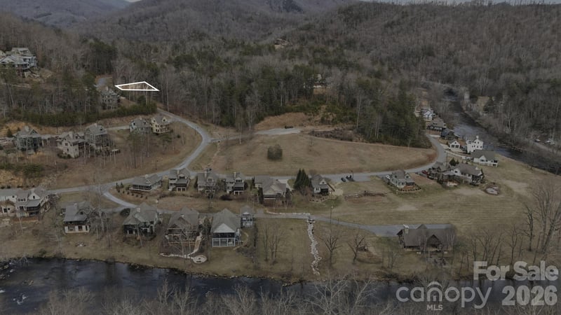 22 River Club Dr, Cullowhee, NC 28723