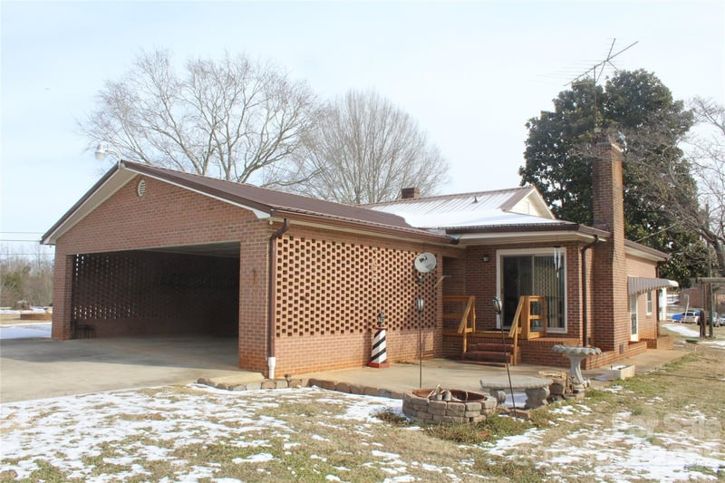 316 Drexel Rd, Morganton, NC 28655
