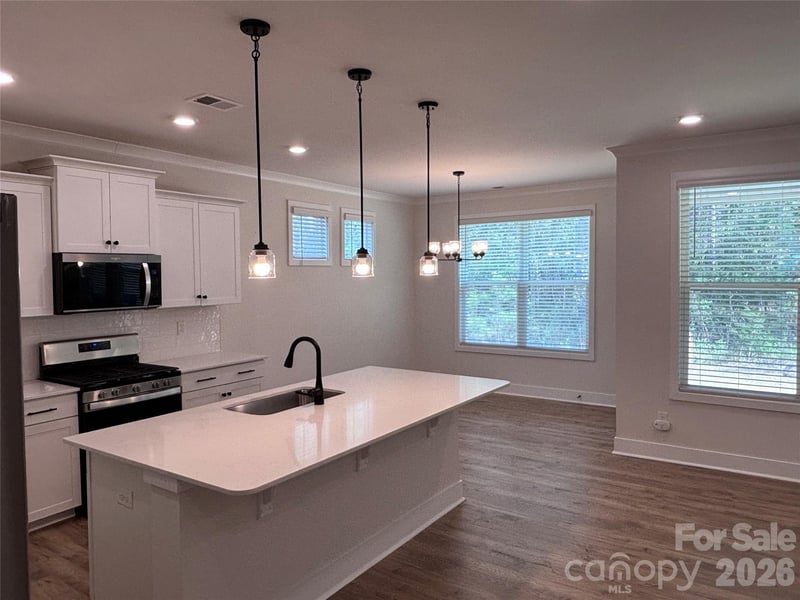 2028 Skyhawk Dr, York, SC 29745