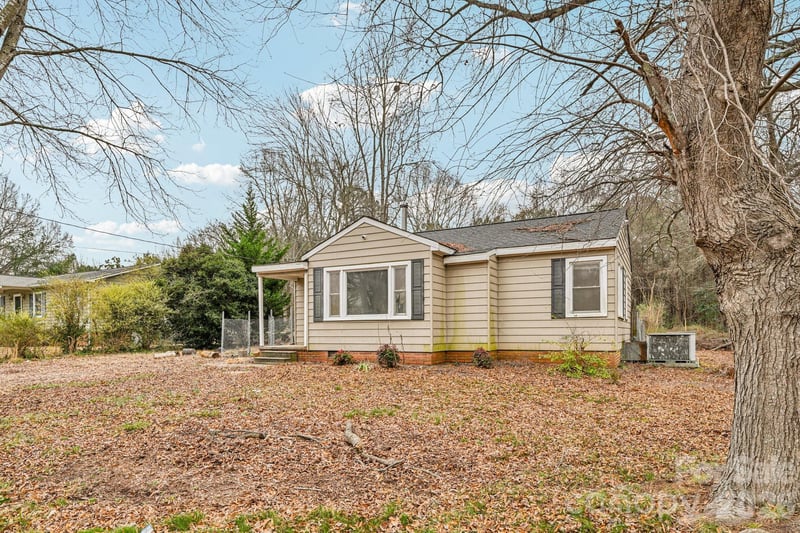 607 Westway Dr, Gastonia, NC 28054