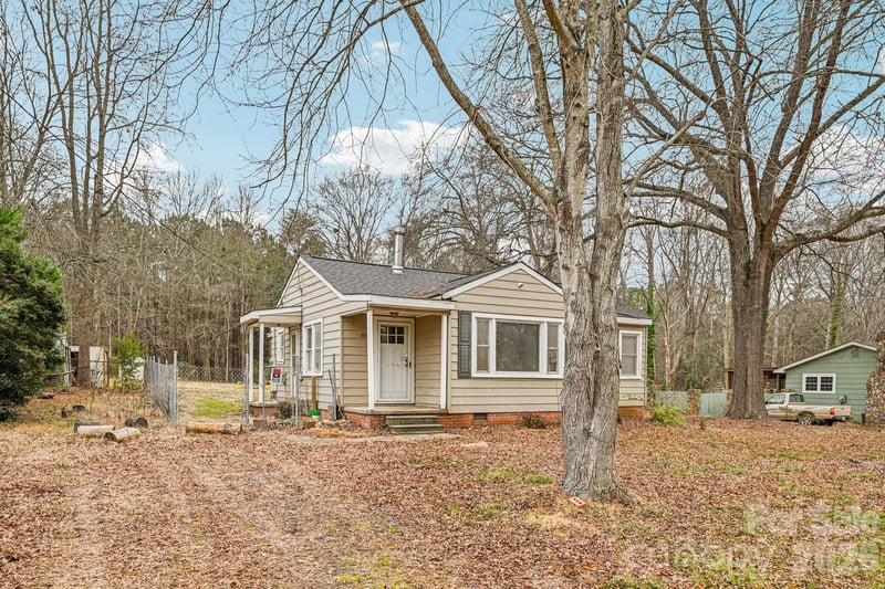 607 Westway Dr, Gastonia, NC 28054