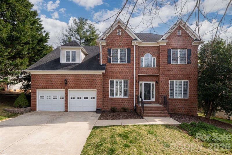 9 Rosebay Ln, Asheville, NC 28803