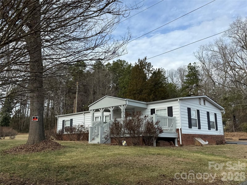 2056 Sipe Rd, Conover, NC 28613