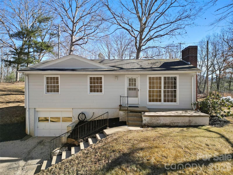 76 Maple Springs Rd, Asheville, NC 28805