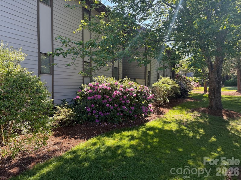 201 Racquet Club Rd #15, Asheville, NC 28803