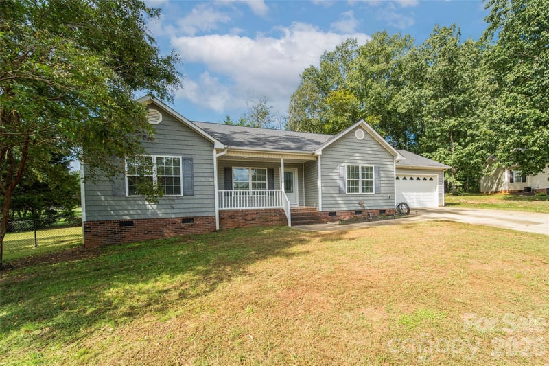 119 Bluff Ct, Statesville, NC 28625