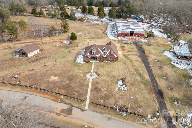 210 Florham Dr, Dallas, NC 28034
