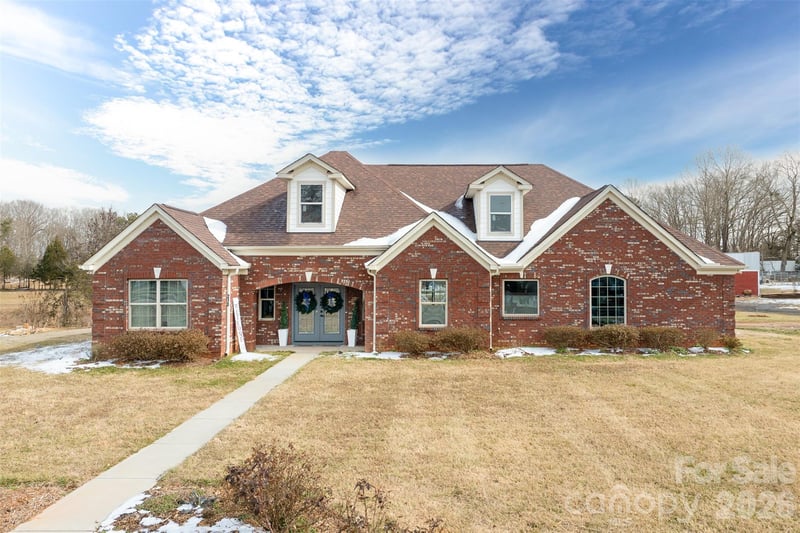 210 Florham Dr, Dallas, NC 28034