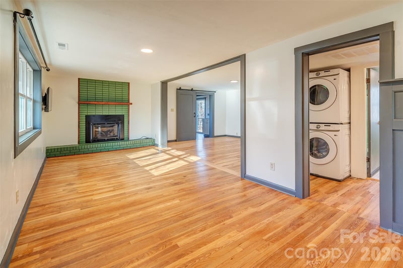 268 Longs Chapel Rd, Weaverville, NC 28787