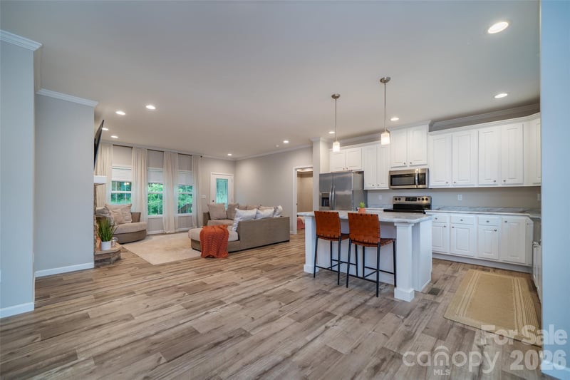 306 Burnsville School Rd, Burnsville, NC 28714