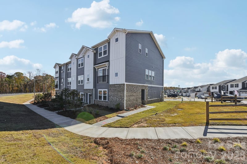343 Golden Maple Ct, Fort Mill, SC 29708