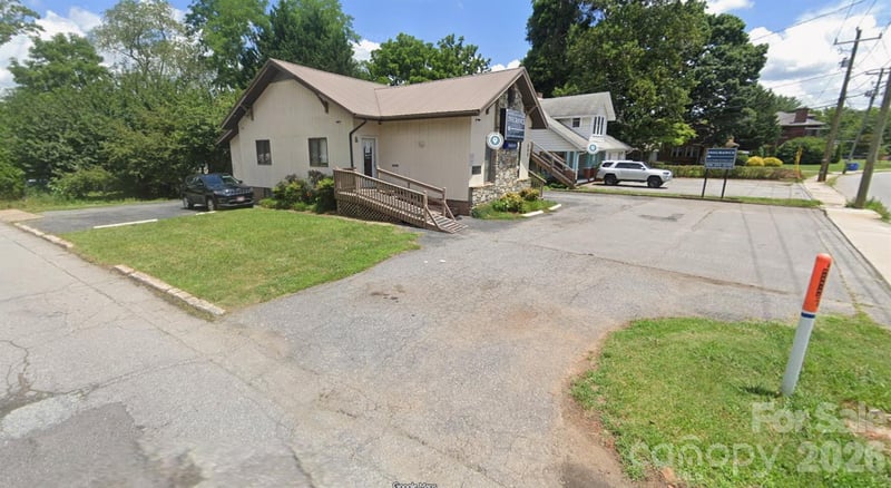 899 Haywood Rd, Asheville, NC 28806