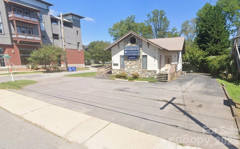 899 Haywood Rd, Asheville, NC 28806