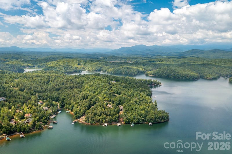 1061 Harborside Dr #208, Nebo, NC 28761