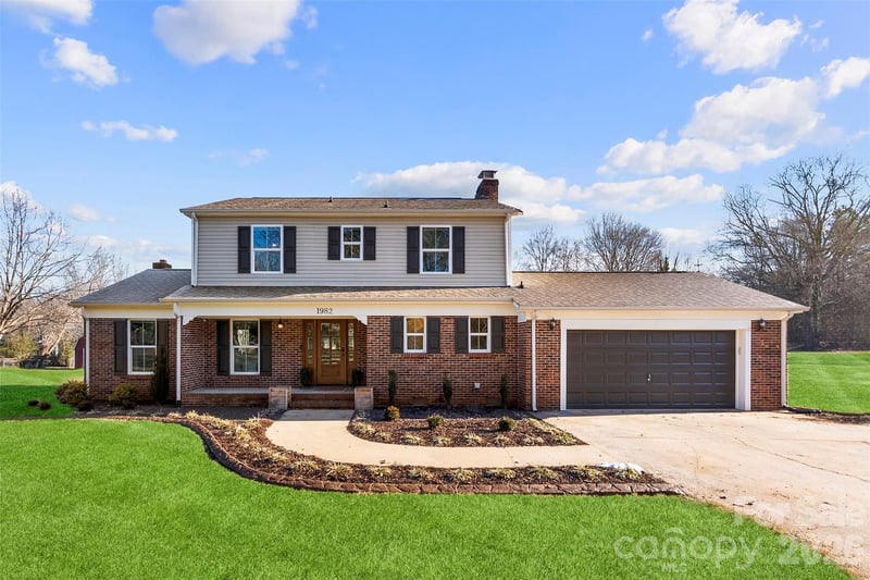 1982 Jim Mccarter Rd, Clover, SC 29710