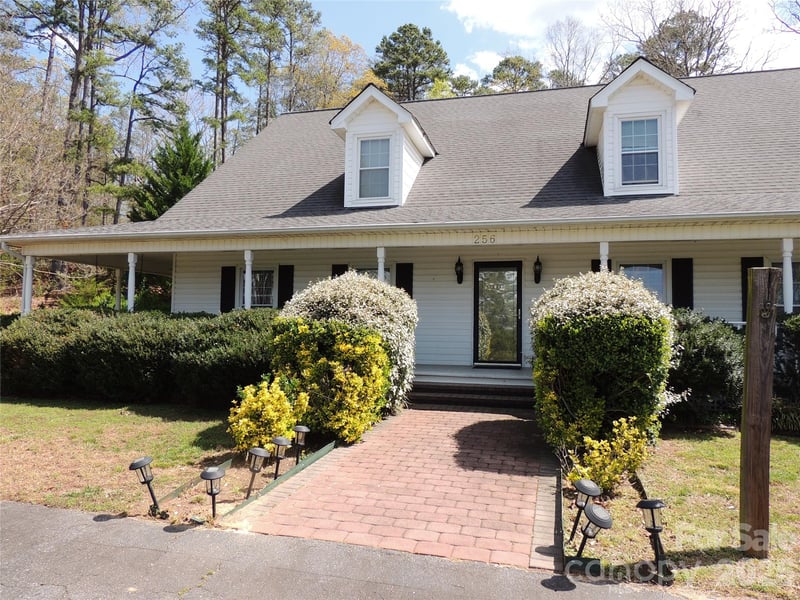 256 Gable Hill Ln, Bostic, NC 28018