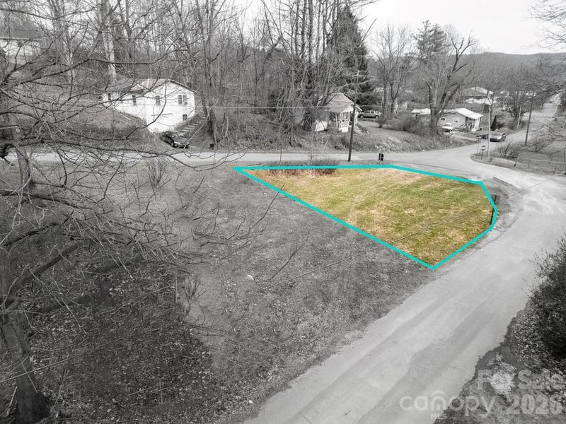 10 Hampton Rd #1, Brevard, NC 28712