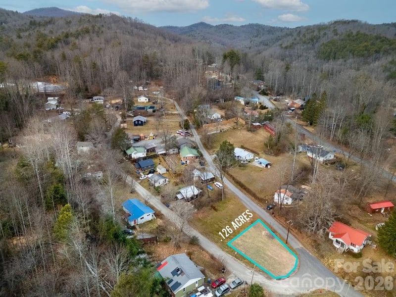 10 Hampton Rd #1, Brevard, NC 28712