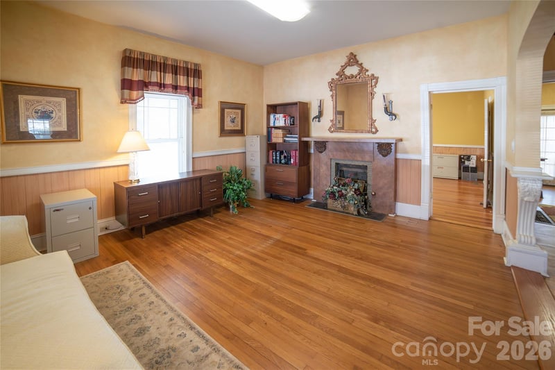 508 Mulberry St, Lenoir, NC 28645