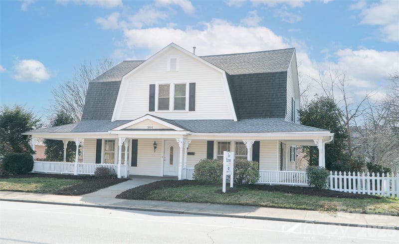 508 Mulberry St, Lenoir, NC 28645