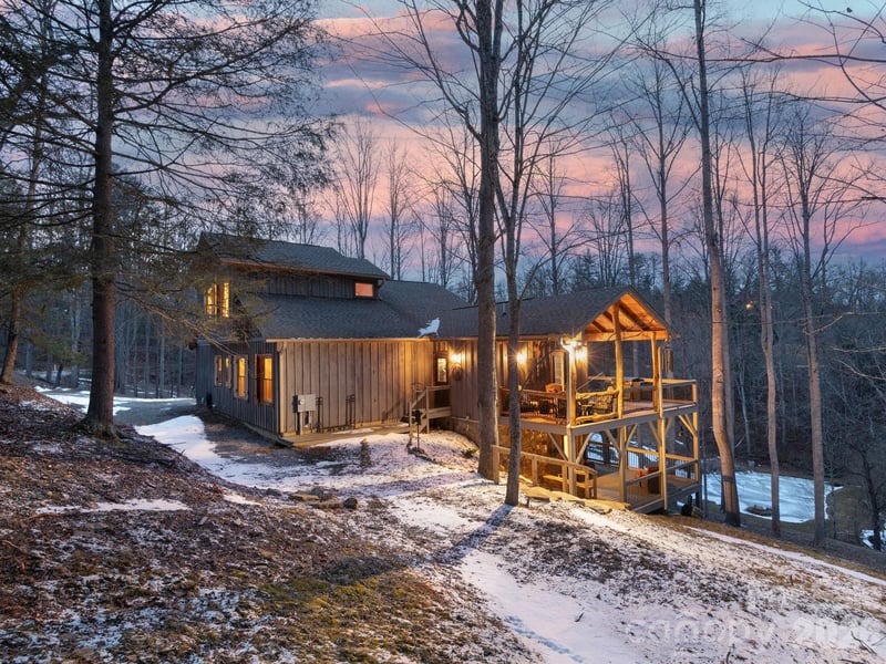 166 Harleys Cv, Waynesville, NC 28785