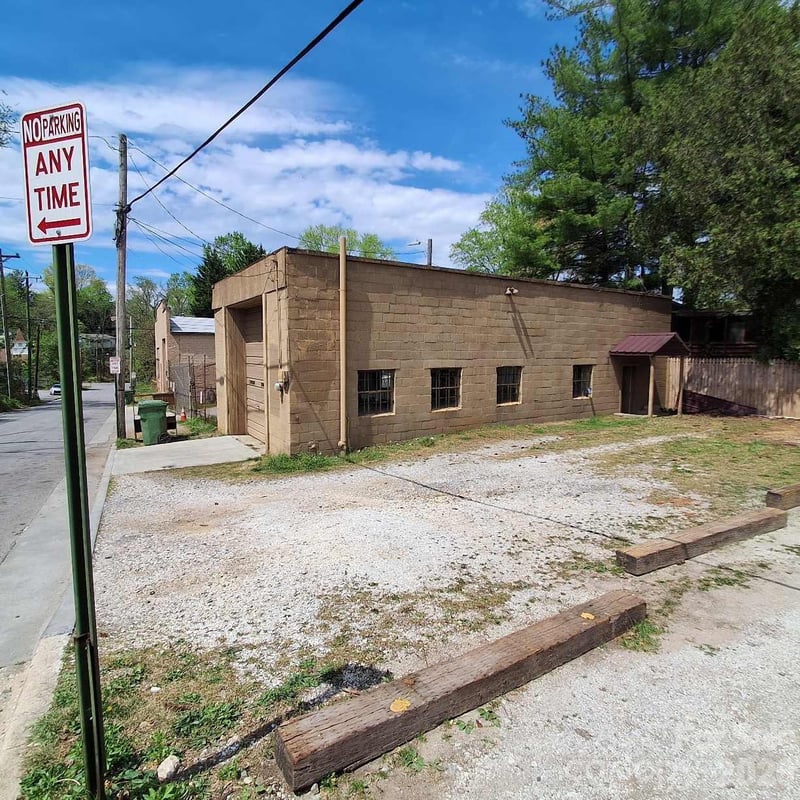 00 Haywood Rd, Asheville, NC 28806