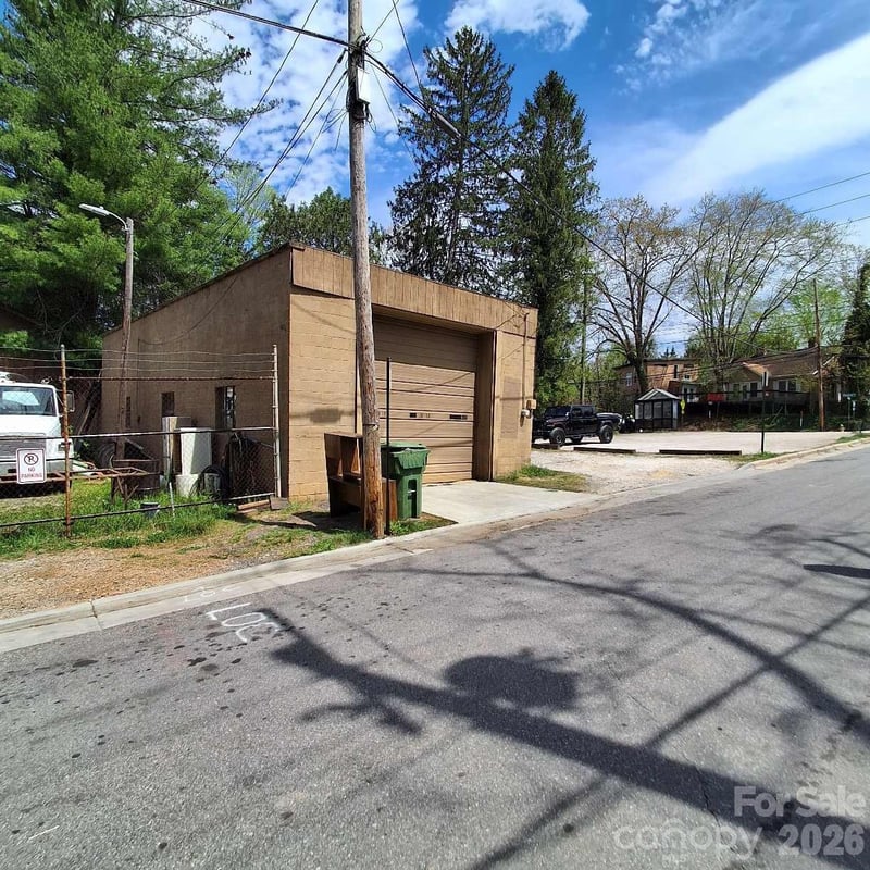 00 Haywood Rd, Asheville, NC 28806