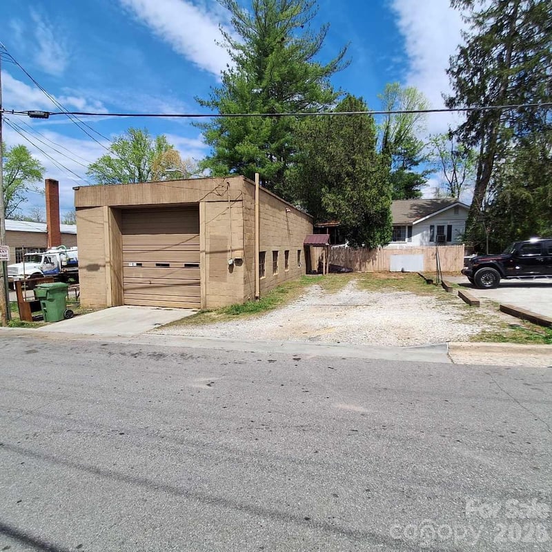 00 Haywood Rd, Asheville, NC 28806