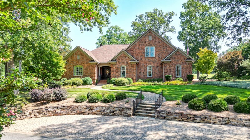 8 North Road Cir, Salisbury, NC 28144