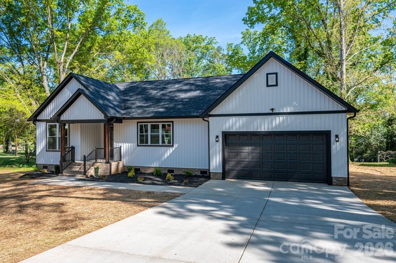 110 Johnson Ln, Cherryville, NC 28021