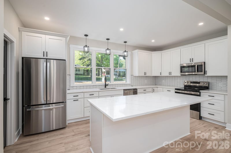 110 Johnson Ln, Cherryville, NC 28021