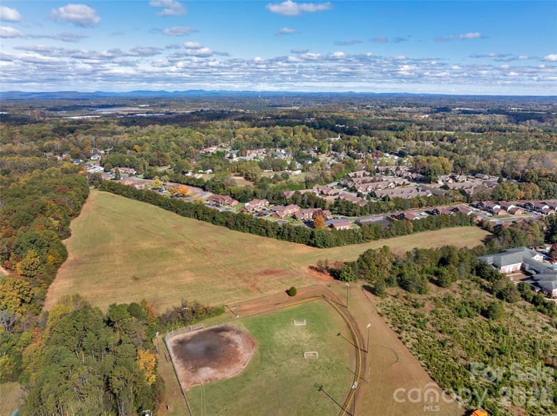 406 Rock Barn Rd, Conover, NC 28613