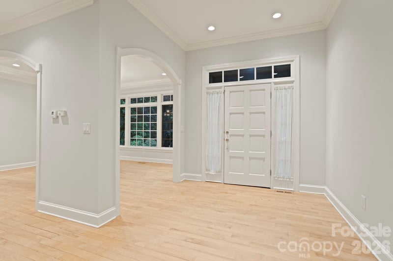 132 Berry Creek Dr, Flat Rock, NC 28731