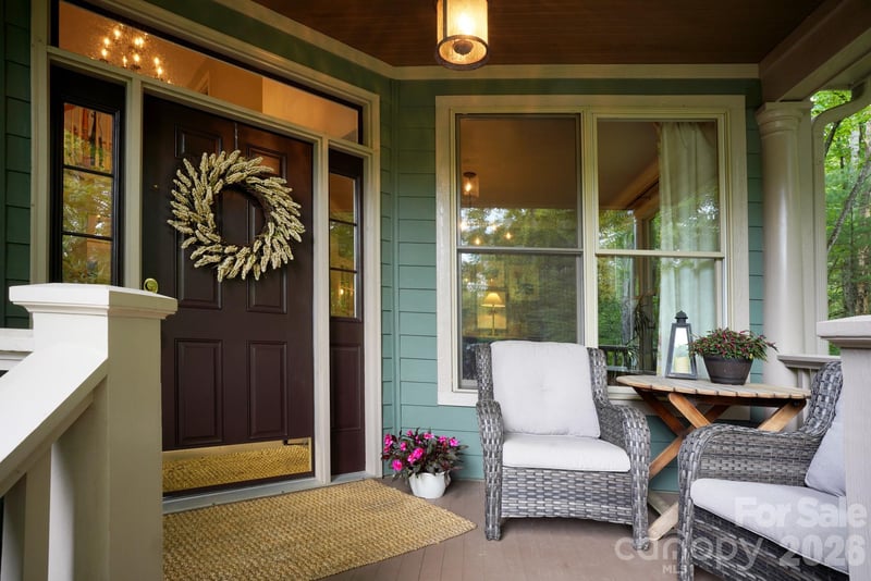 25 Madelyn Ln, Fairview, NC 28730