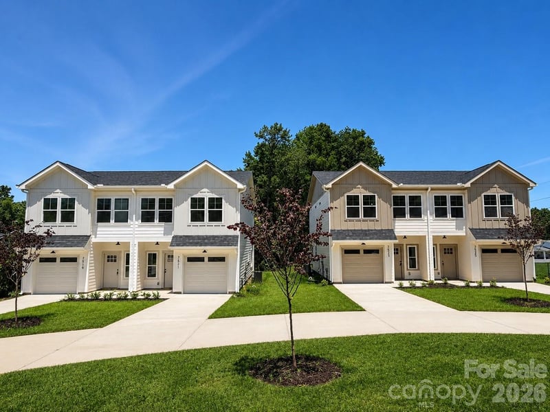 7519752175237525 Lawyers Rd, Charlotte, NC 28227