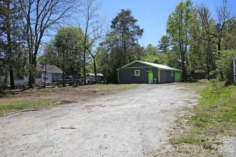 163 French Broad St, Brevard, NC 28712