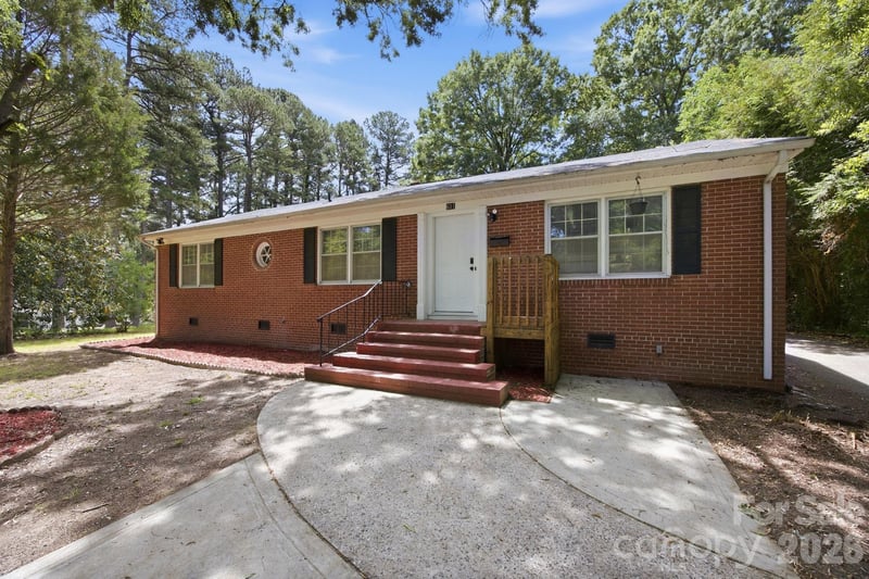 631 Townsend Ave, Gastonia, NC 28052
