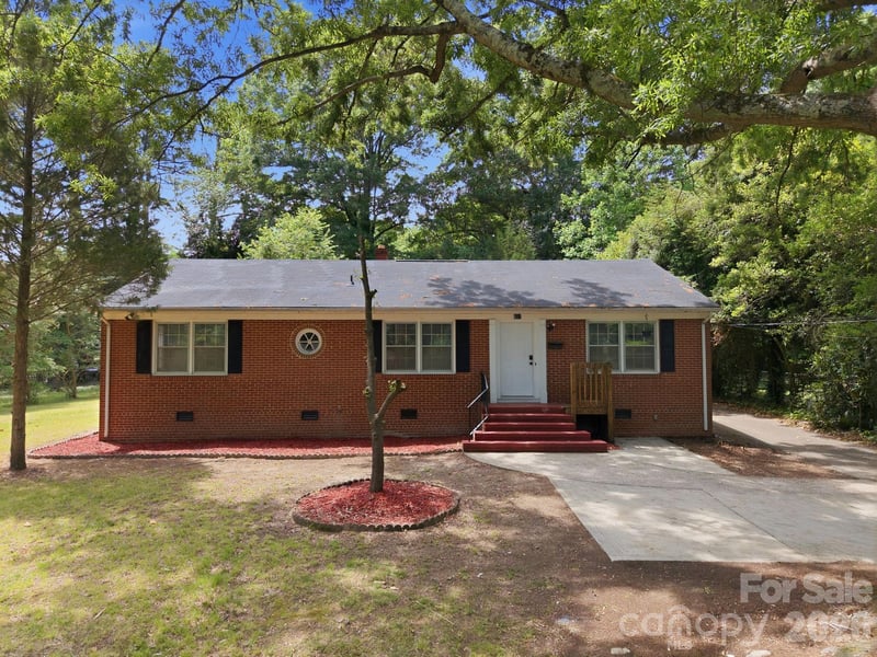 631 Townsend Ave, Gastonia, NC 28052