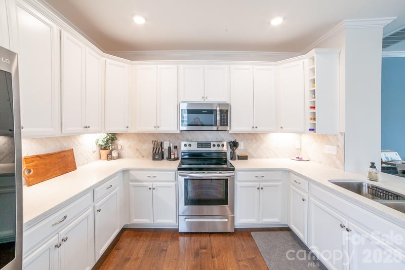 100 Linestowe Dr, Belmont, NC 28012