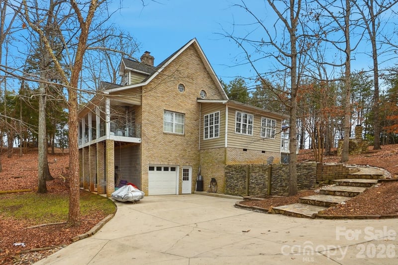 4737 Betty Davis Dr, York, SC 29745