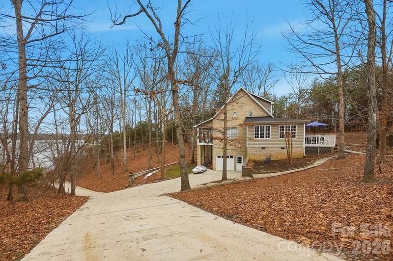 4737 Betty Davis Dr, York, SC 29745