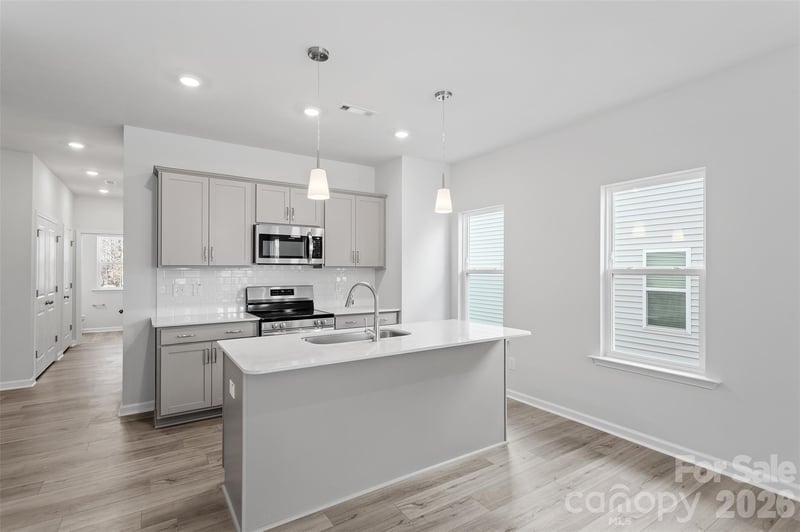5865 Tuckaseegee Rd, Charlotte, NC 28208