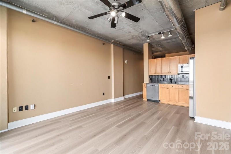 505 6th St #814, Charlotte, NC 28202