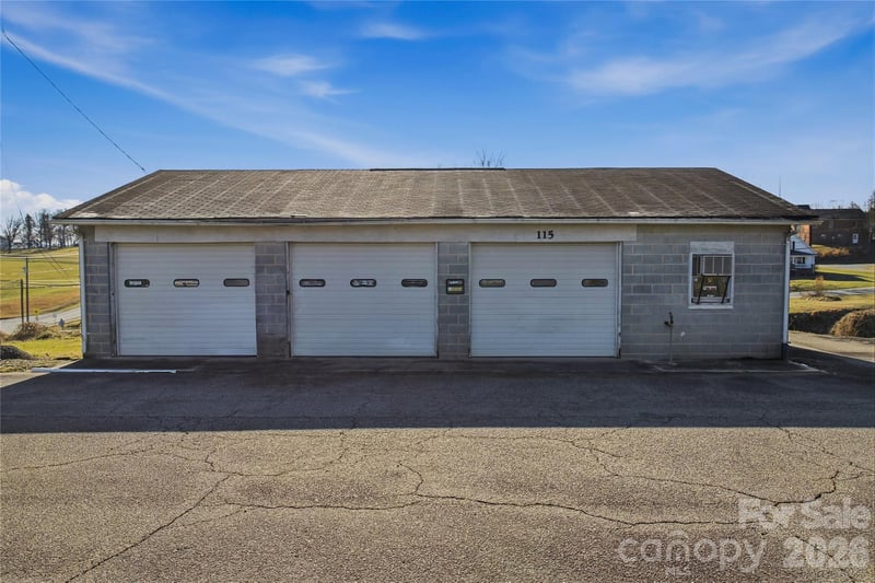 115 Linville St, Morganton, NC 28655