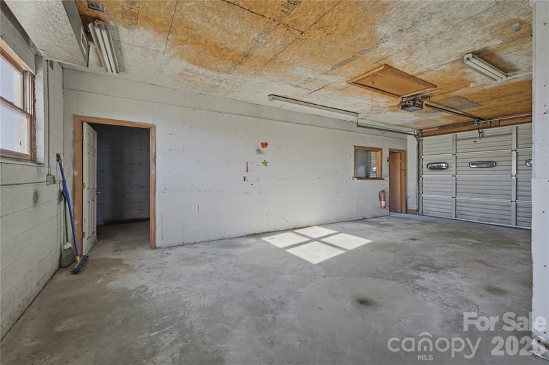 115 Linville St, Morganton, NC 28655