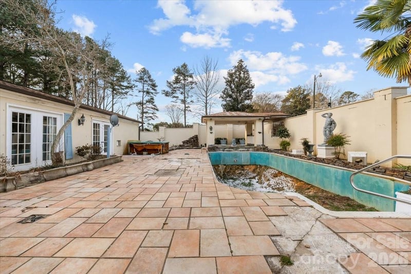 444 Craven St, Star, NC 27356