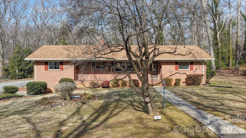 701 Oakwood Ave, Albemarle, NC 28001